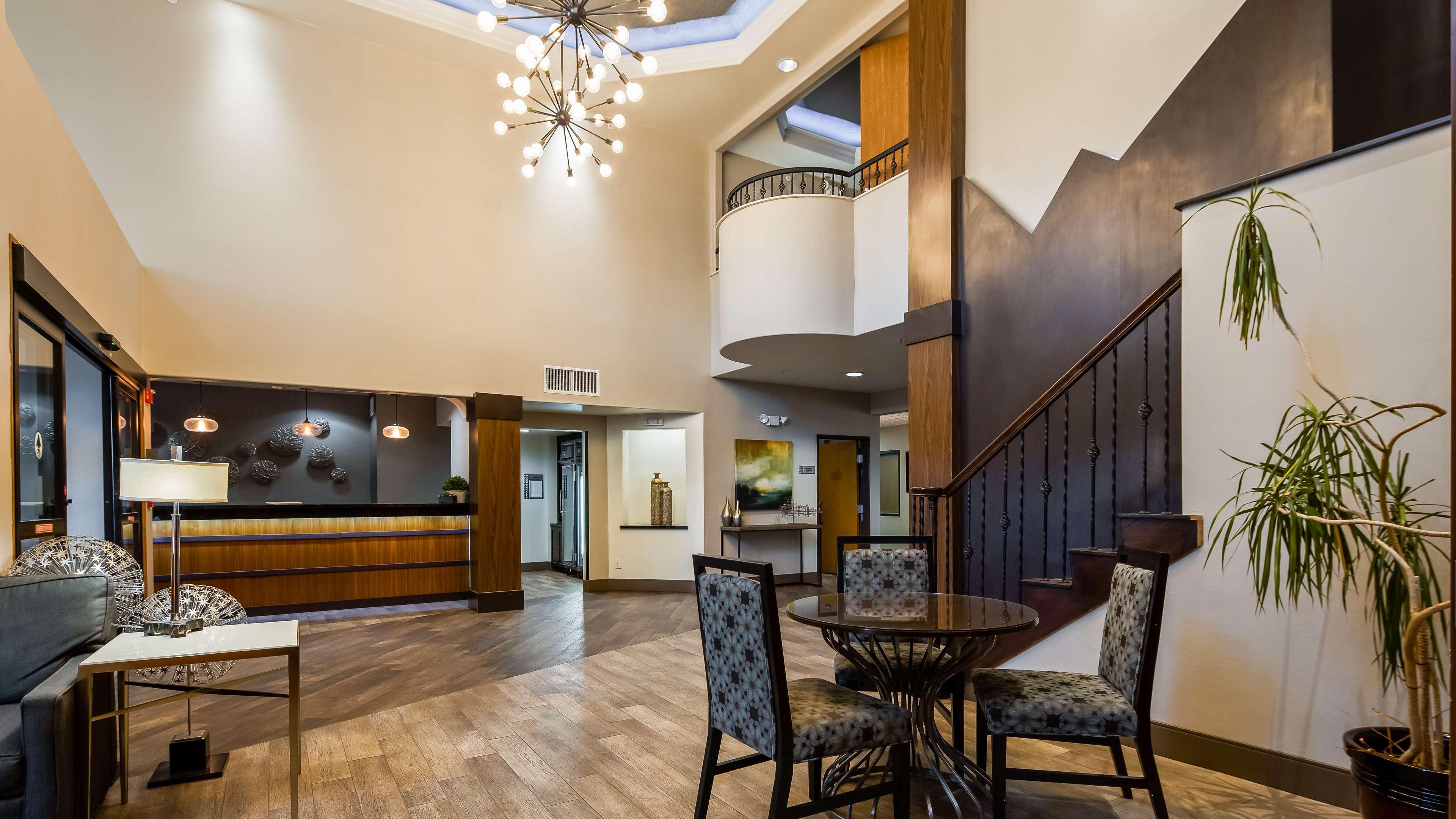 Best Western Plus Hill Country Suites - San Antonio Exterior photo