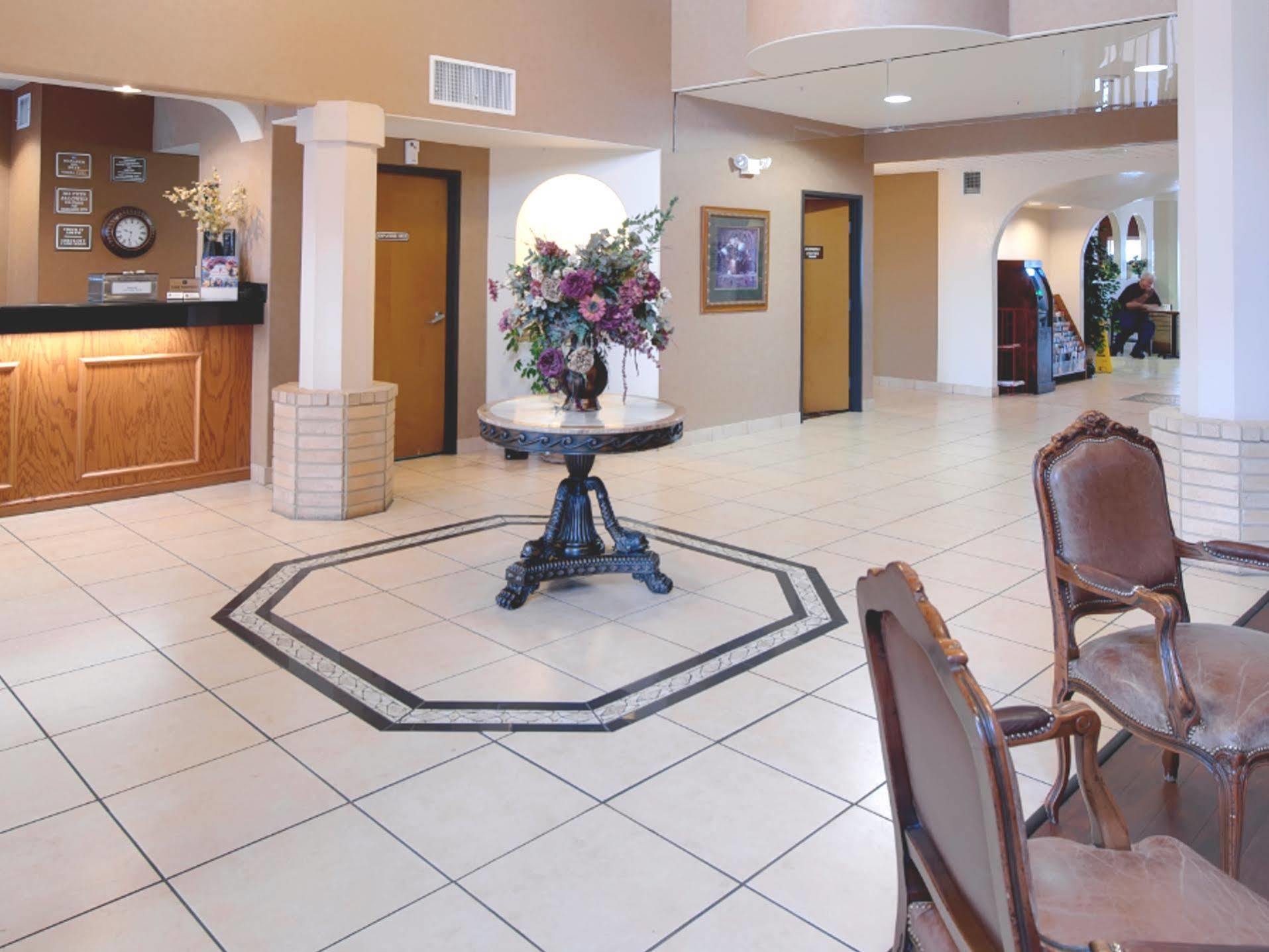 Best Western Plus Hill Country Suites - San Antonio Exterior photo